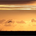 Surfer vor Sonnenuntergang